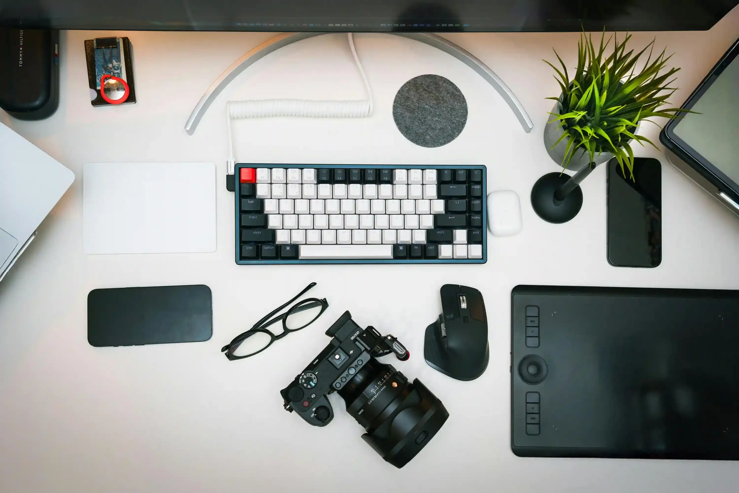 a camera and other gadgets used for content creation Top Freelanace Digital Marketer In Kochi